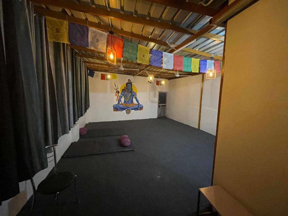 Olt Hostel Rishikesh Bagian luar foto